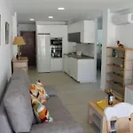 Luminoso Y Reformado En Appartement Nerja