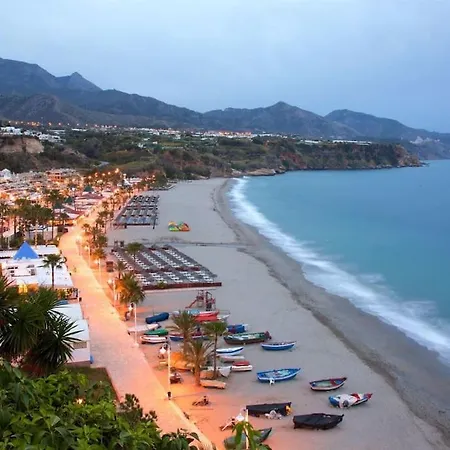 Luminoso Y Reformado En Lägenhet *