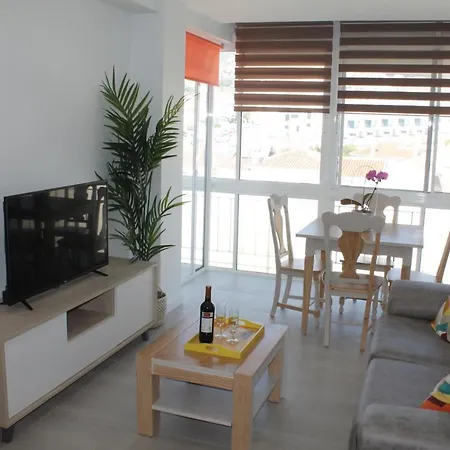 Luminoso Y Reformado En アパート *